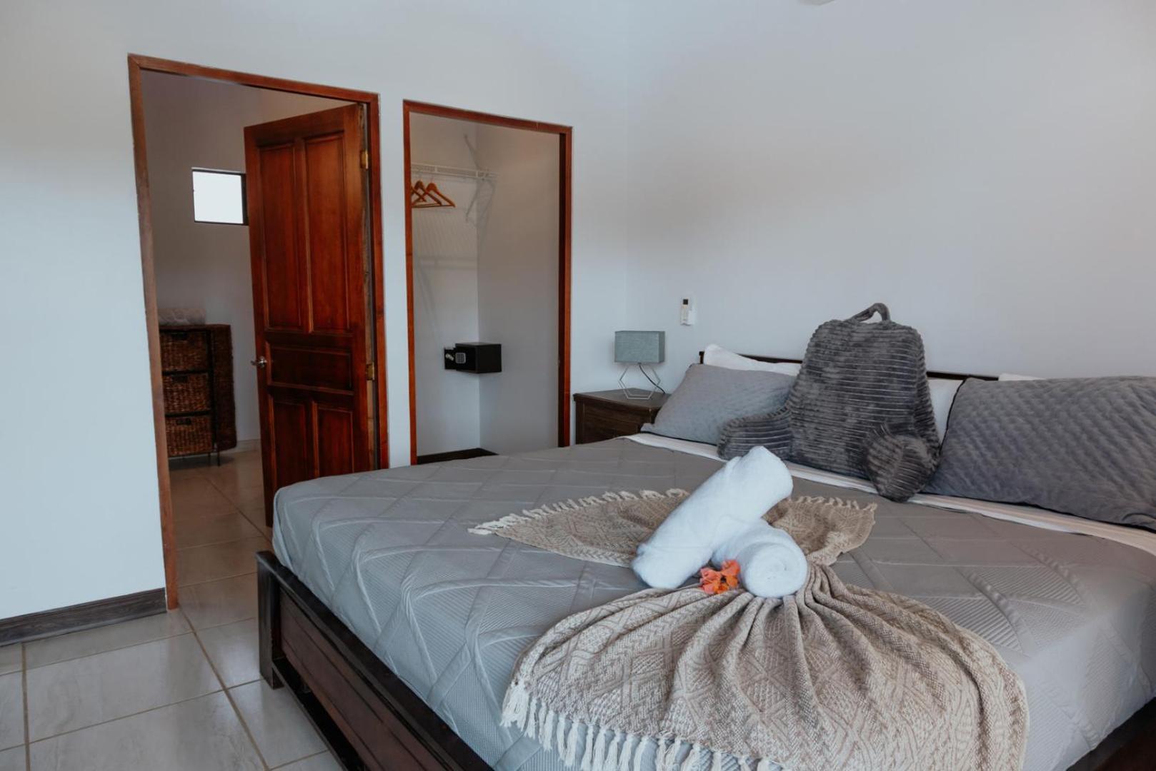 Private Home With Resort Style Swimming Pool Jacó Екстериор снимка